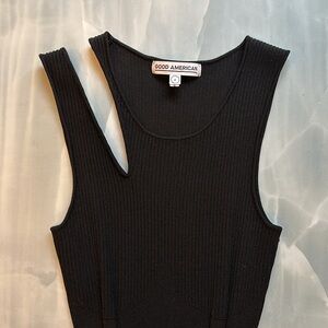 Good American black dress